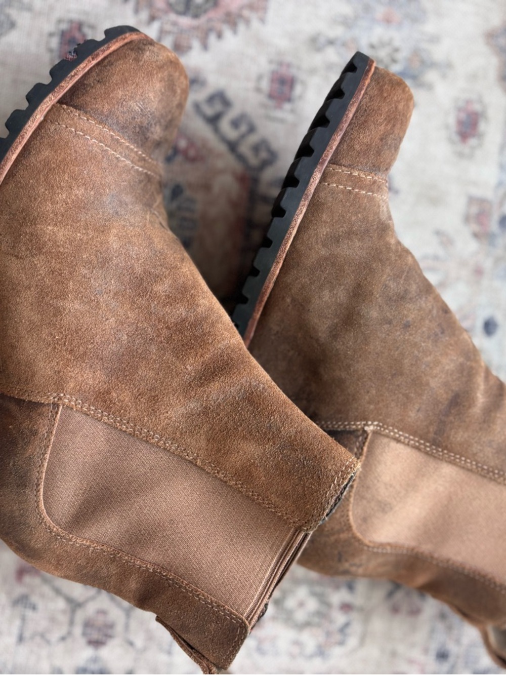 UGG Pax Hidden Wedge Boots Women's Suede Brown Waterproof. Size 9 (39) - Picture 8 of 9
